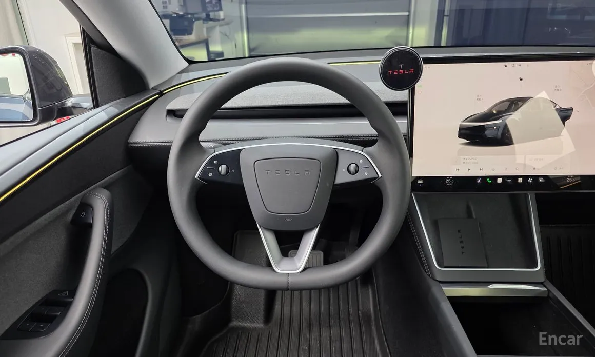 Фото 13 - Tesla Model Y