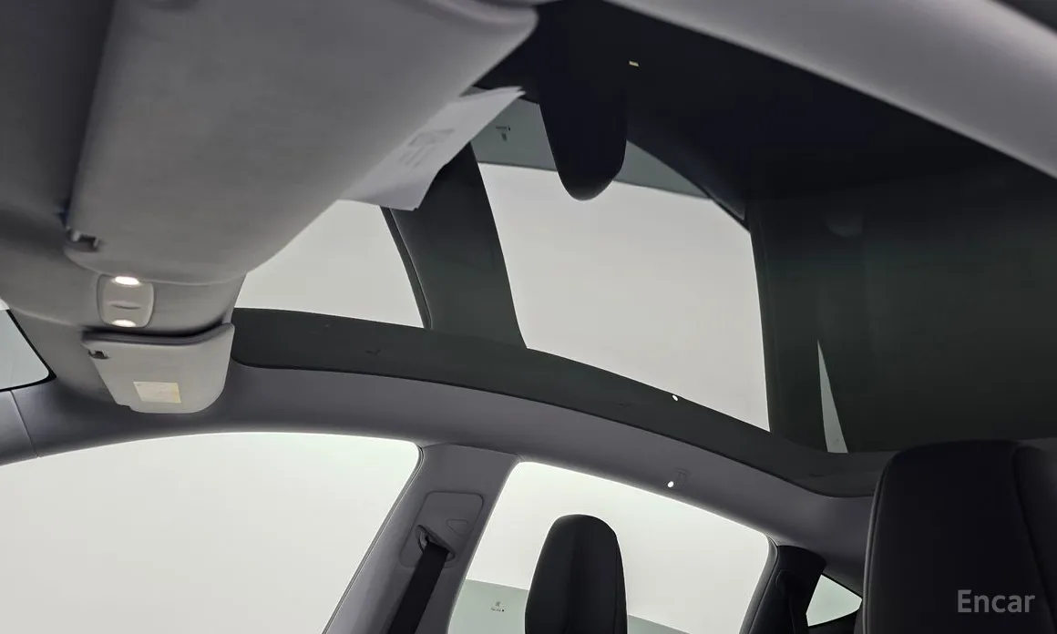 Фото 19 - Tesla Model Y