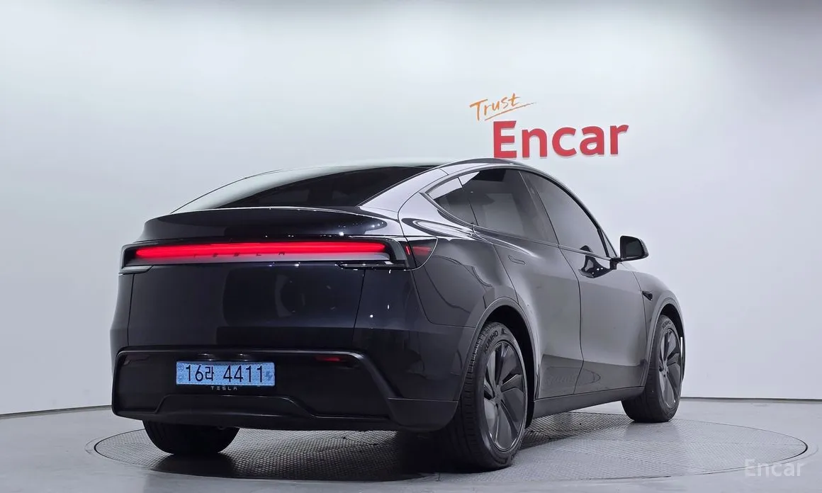 Фото 2 - Tesla Model Y