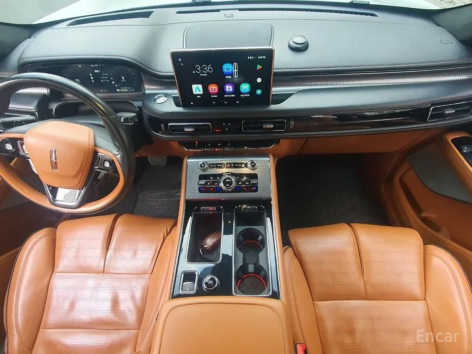 Фото 7 - Lincoln Aviator