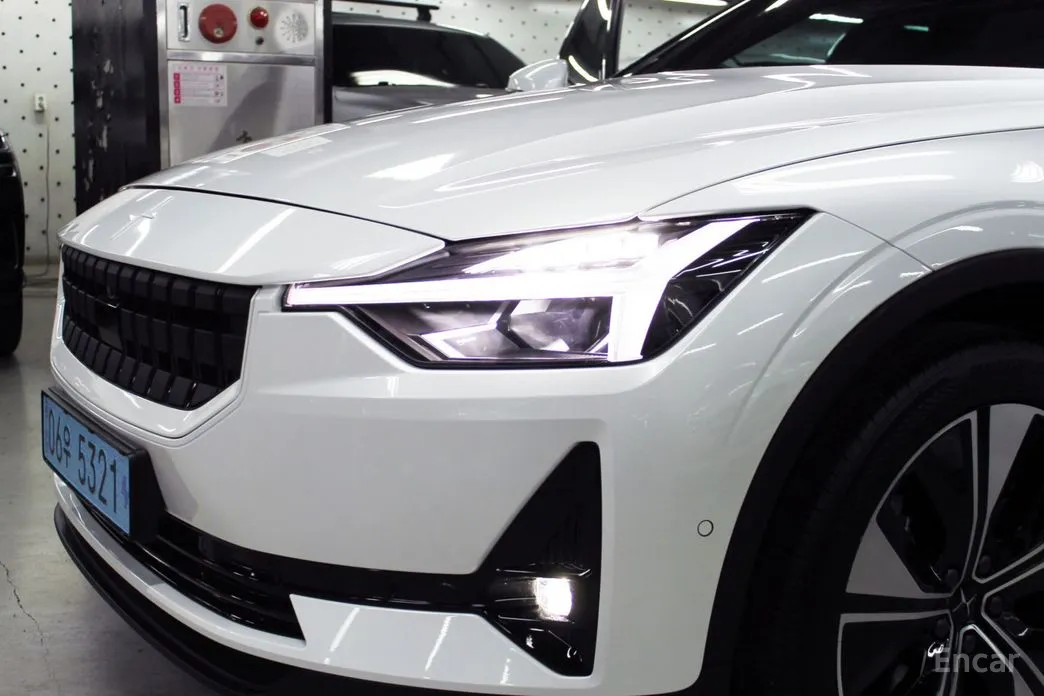 Фото 18 - Polestar 2