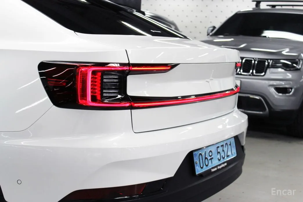 Фото 20 - Polestar 2