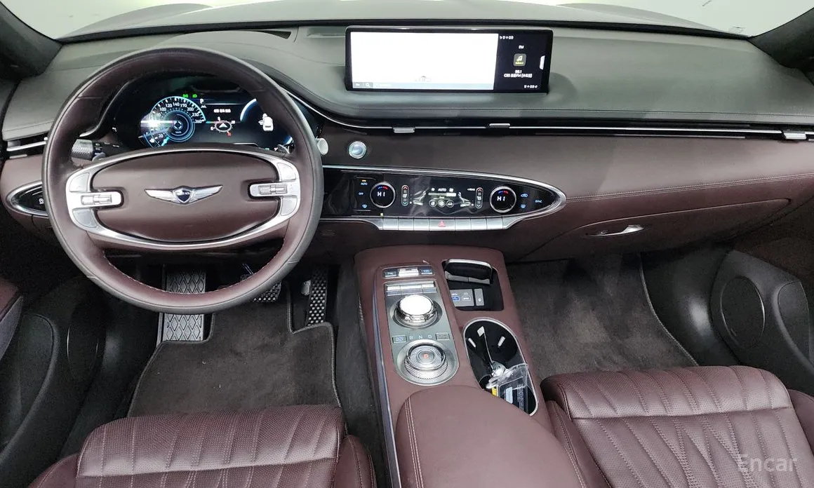 Фото 7 - Genesis GV70