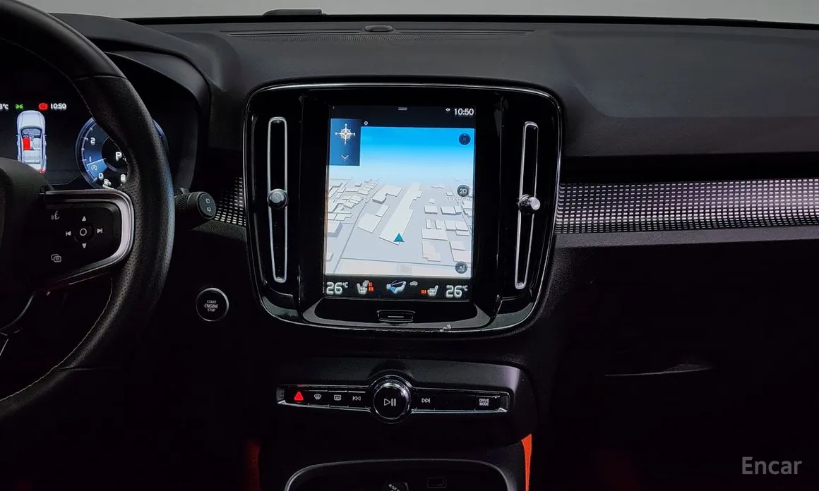 Фото 14 - Volvo XC40