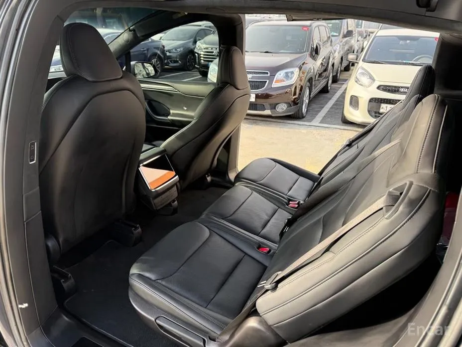 Фото 9 - Tesla Model X