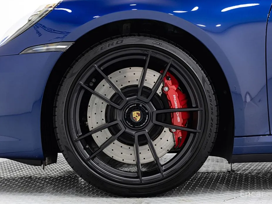 Фото 5 - Porsche 911