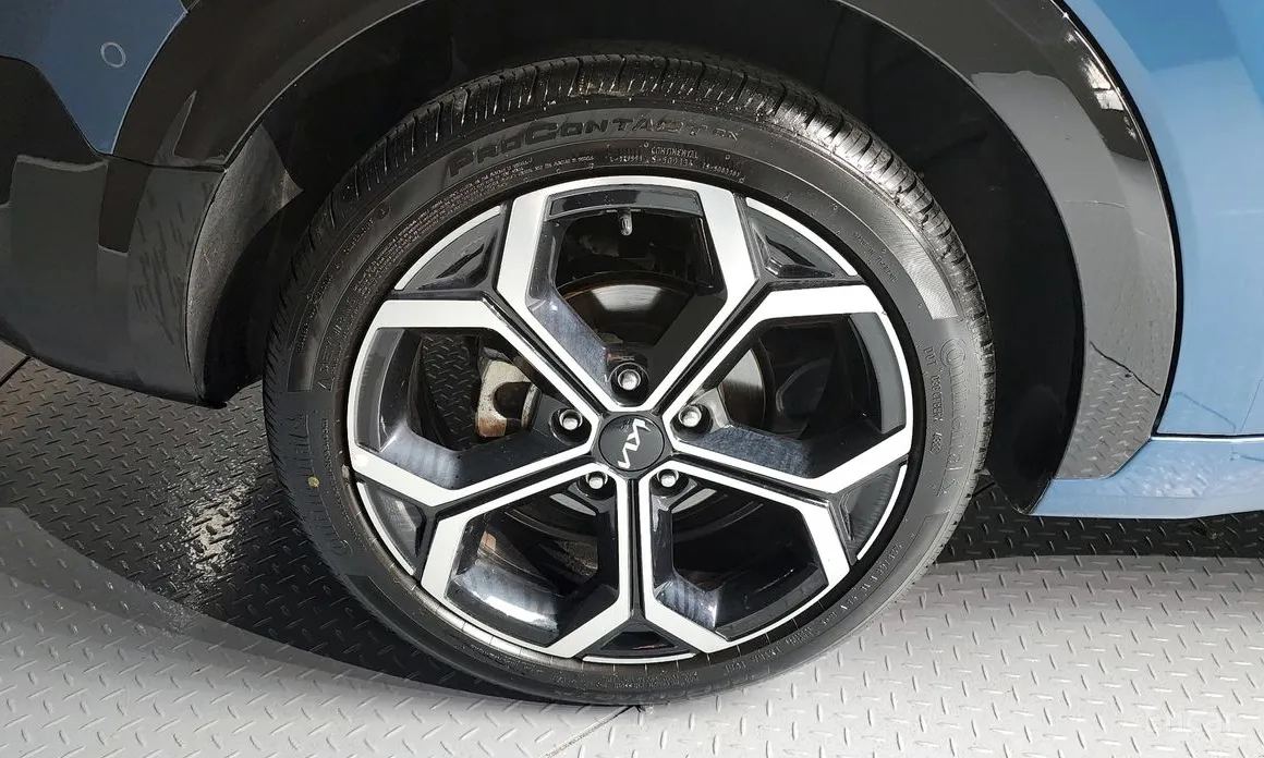 Фото 5 - Kia Niro