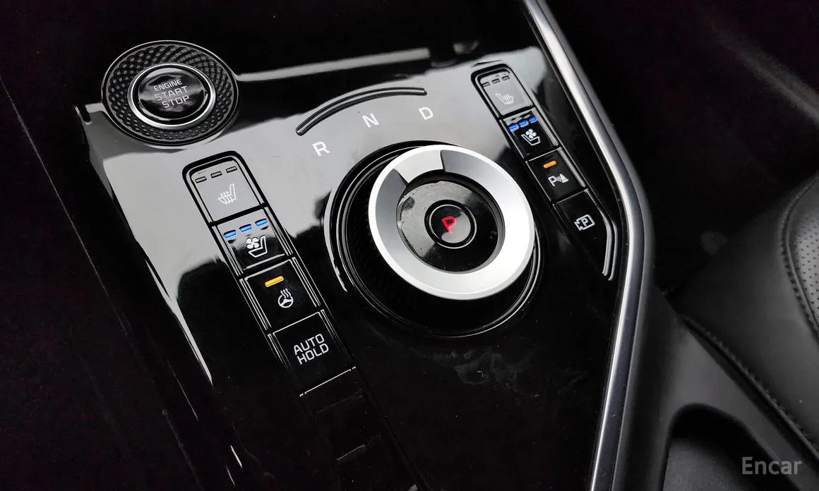 Фото 9 - Kia Niro