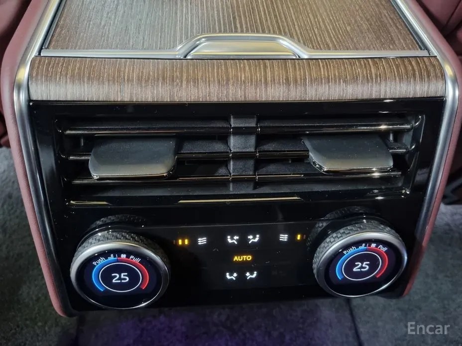 Фото 12 - Land Rover Range Rover