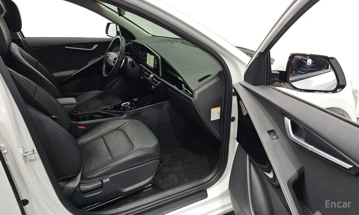 Фото 10 - Kia Niro