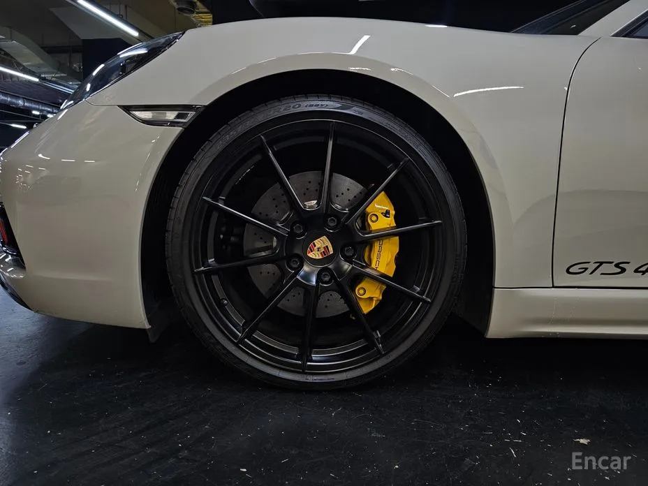 Фото 6 - Porsche 718