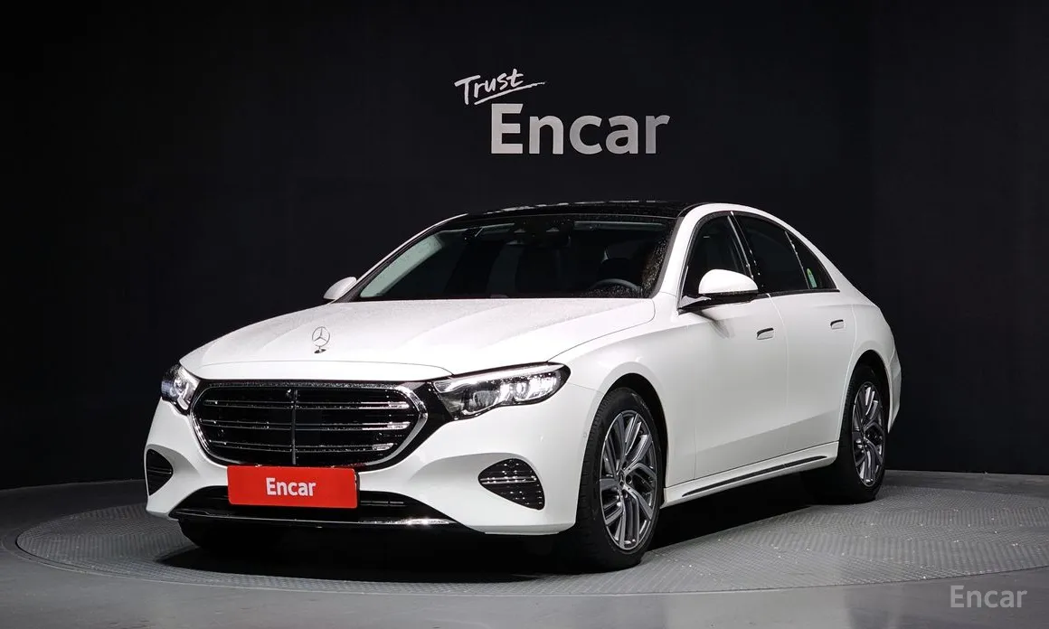 Фото 1 - Mercedes-Benz E-Class