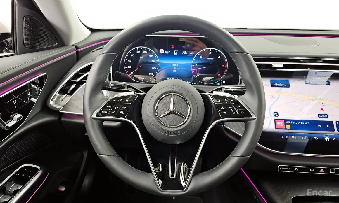 Фото 13 - Mercedes-Benz E-Class