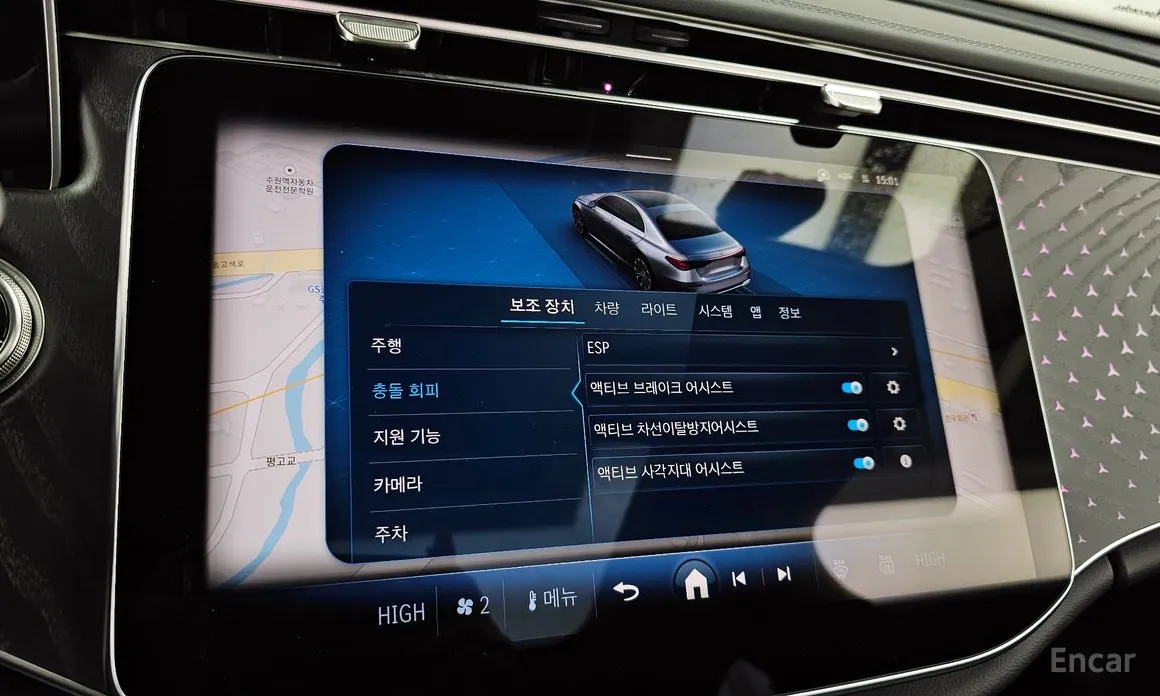 Фото 16 - Mercedes-Benz E-Class