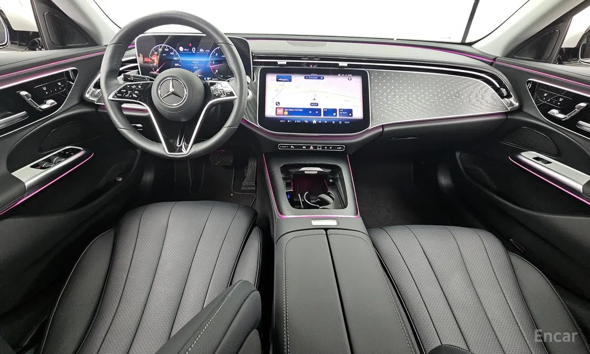 Фото 7 - Mercedes-Benz E-Class