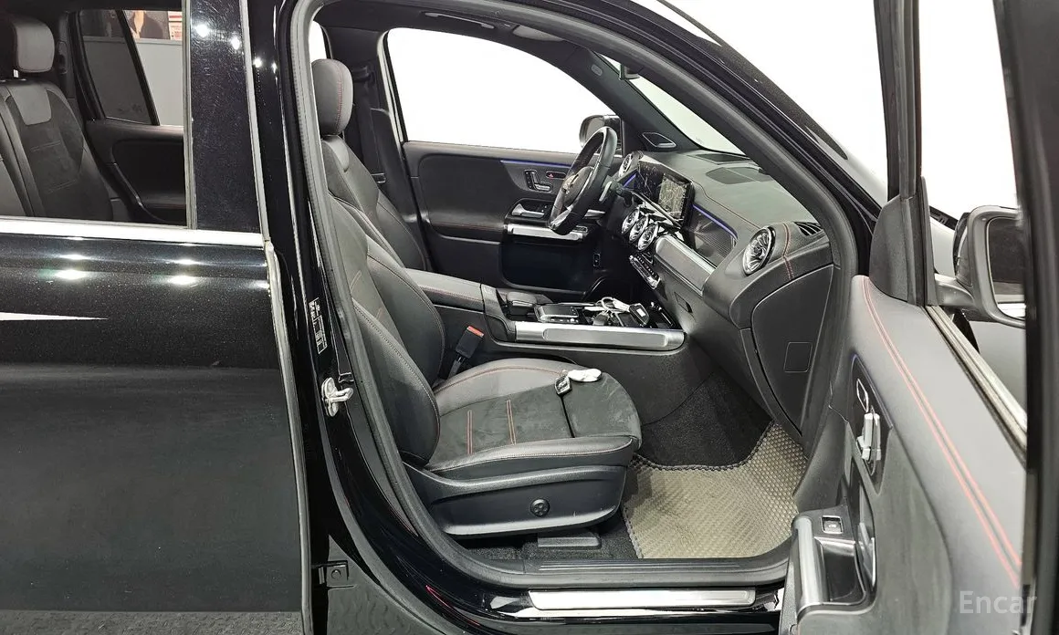 Фото 11 - Mercedes-Benz EQB