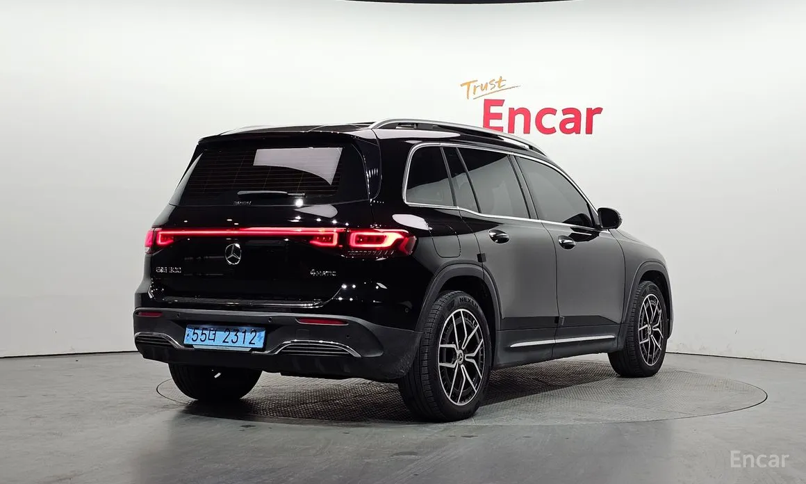 Фото 2 - Mercedes-Benz EQB