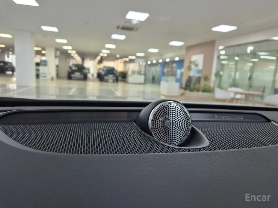 Фото 14 - Volvo V90