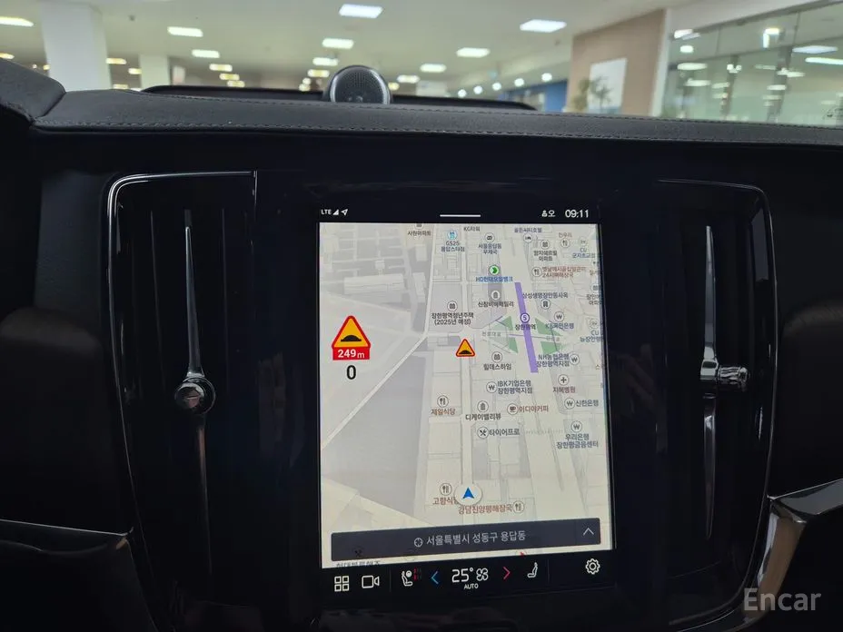 Фото 18 - Volvo V90