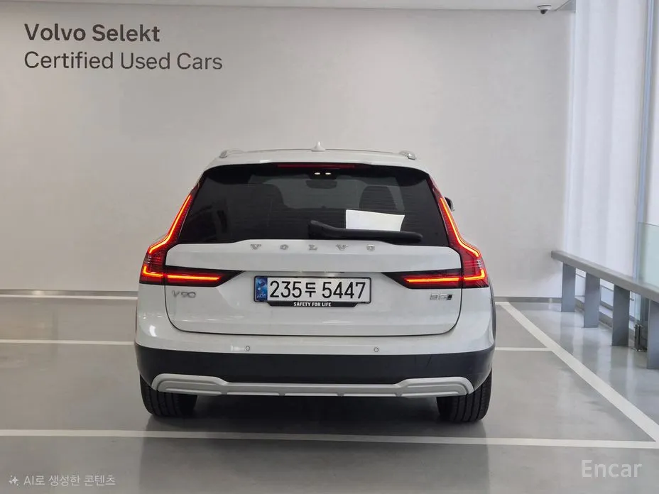 Фото 4 - Volvo V90