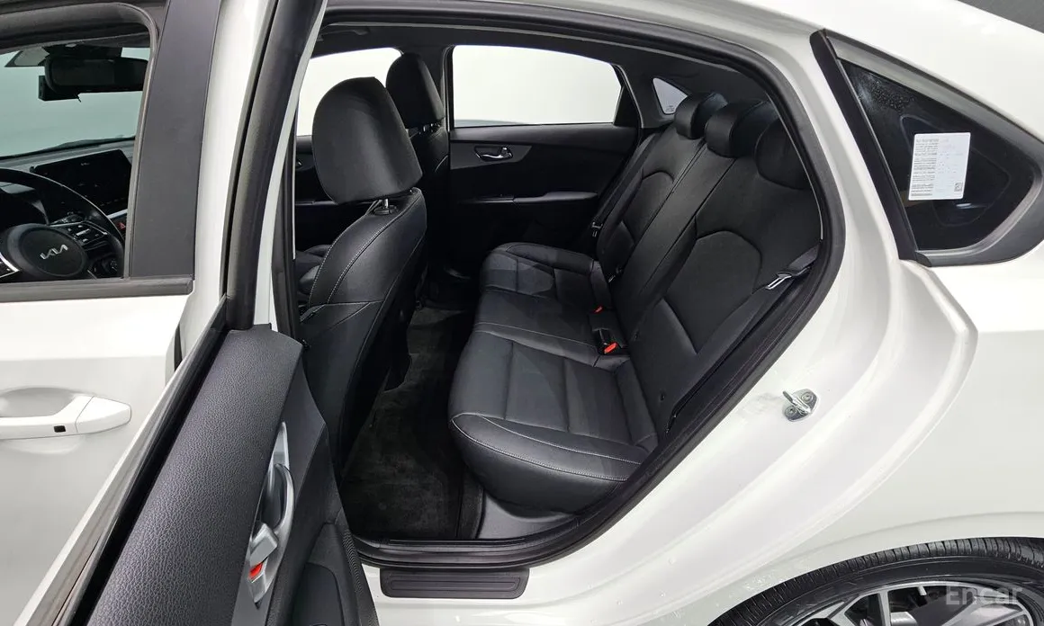 Фото 11 - Kia K3