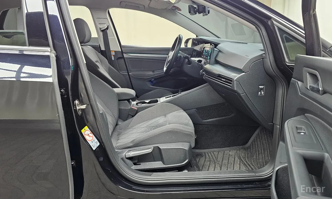 Фото 11 - Volkswagen Golf