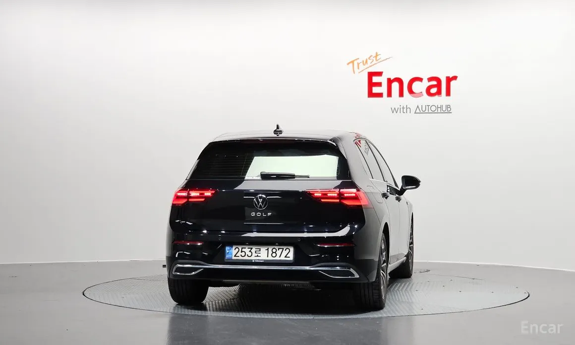 Фото 4 - Volkswagen Golf