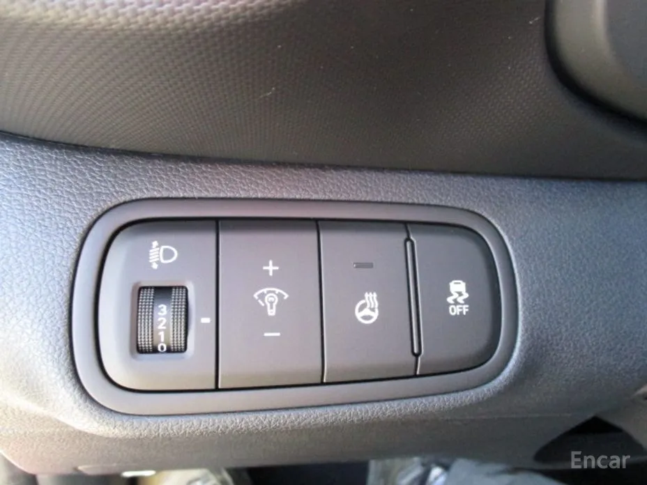 Фото 18 - Hyundai Venue