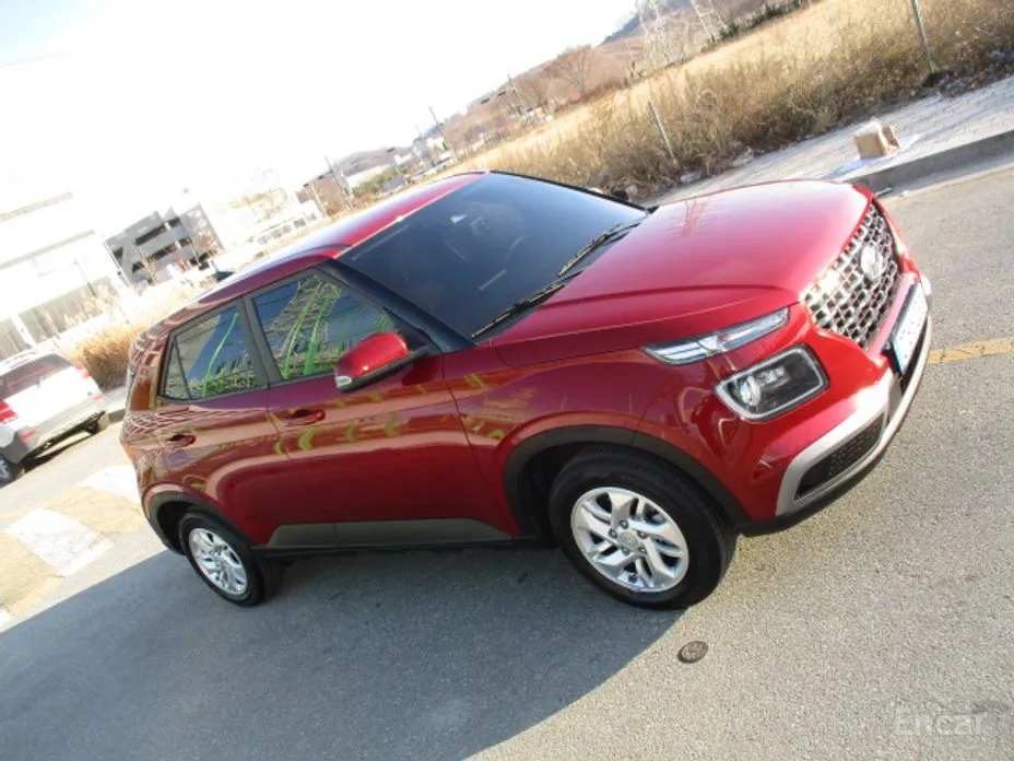 Фото 3 - Hyundai Venue