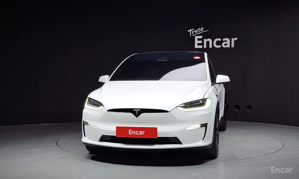 Фото 3 - Tesla Model X