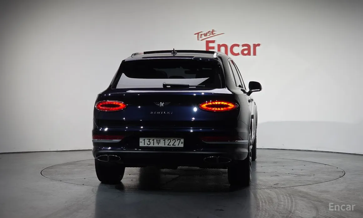 Фото 4 - Bentley Bentayga