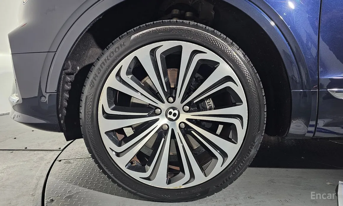 Фото 5 - Bentley Bentayga