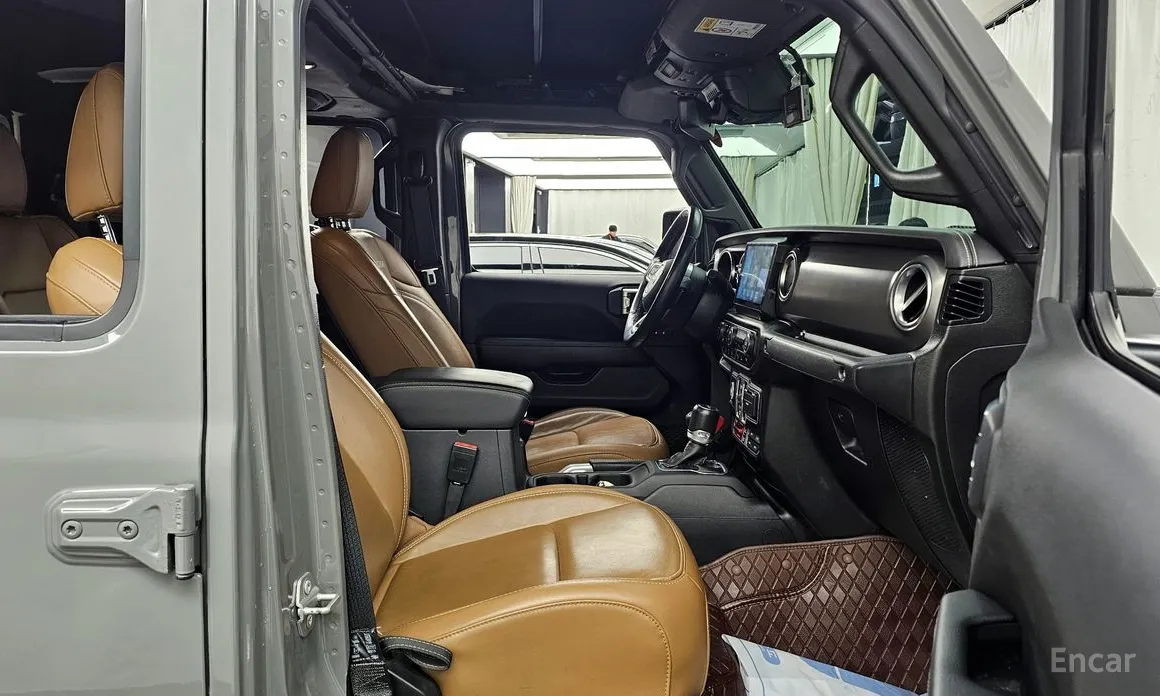 Фото 11 - Jeep Gladiator