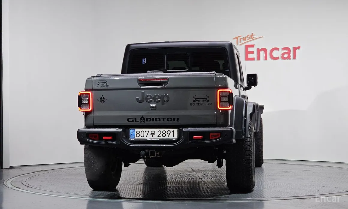 Фото 4 - Jeep Gladiator