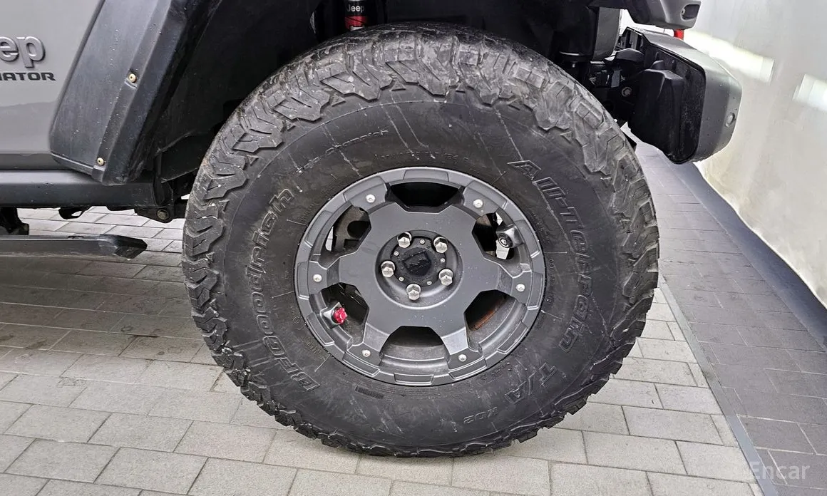 Фото 5 - Jeep Gladiator