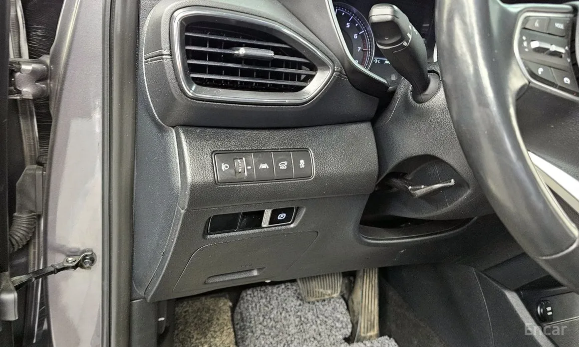 Zdjęcie 16 - Hyundai Santa Fe