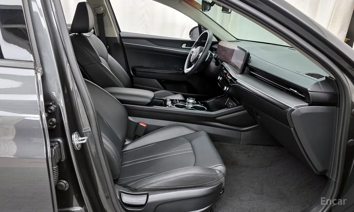 Фото 11 - Kia K5