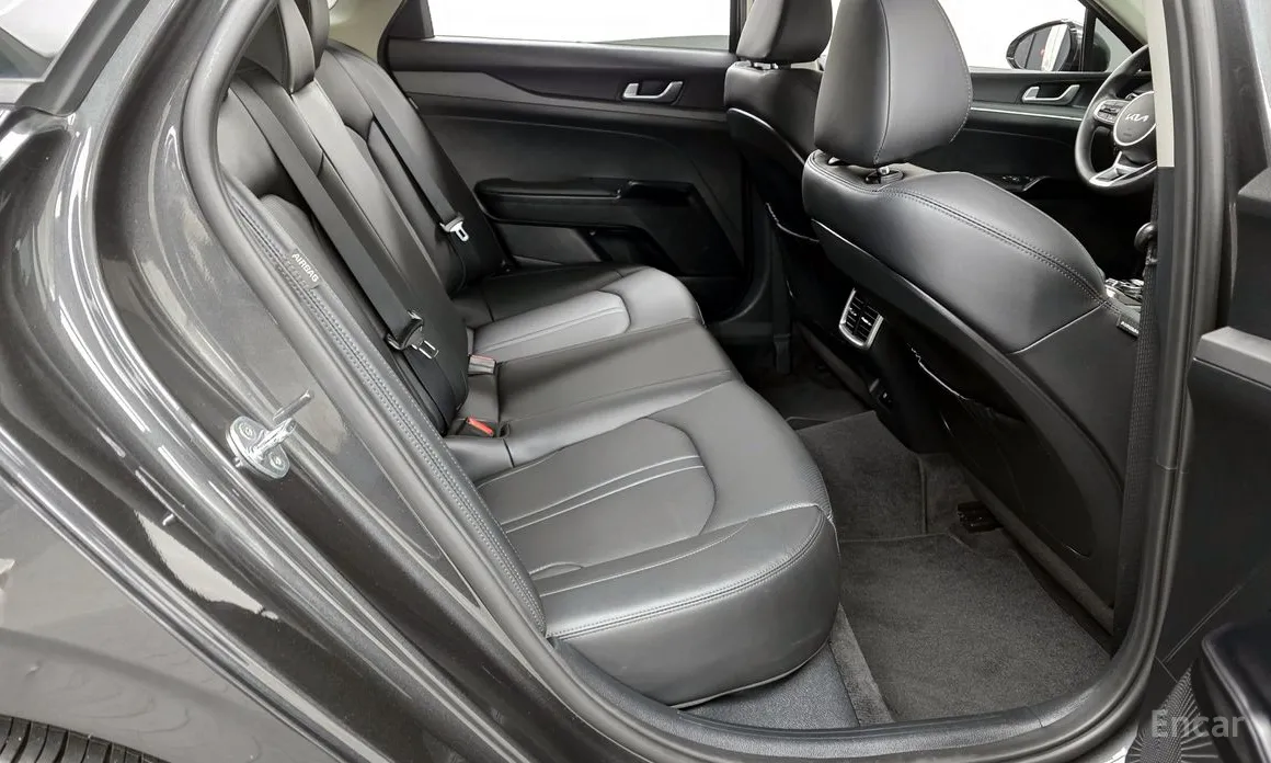 Фото 12 - Kia K5