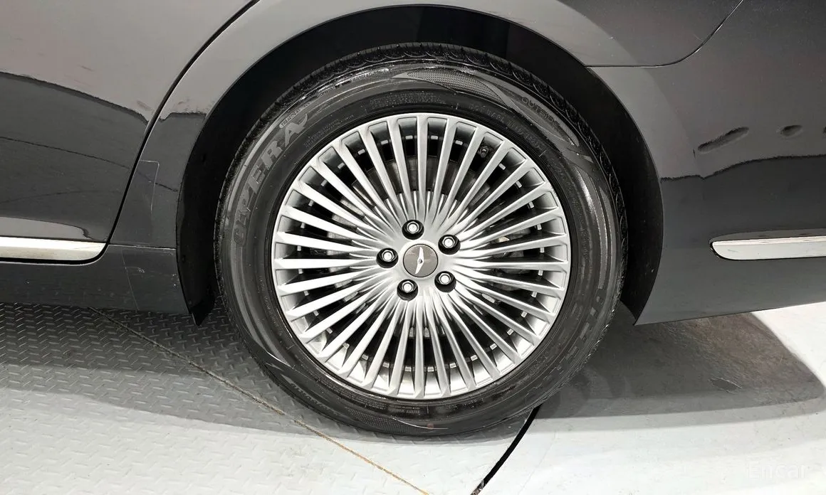 Фото 5 - Genesis G90