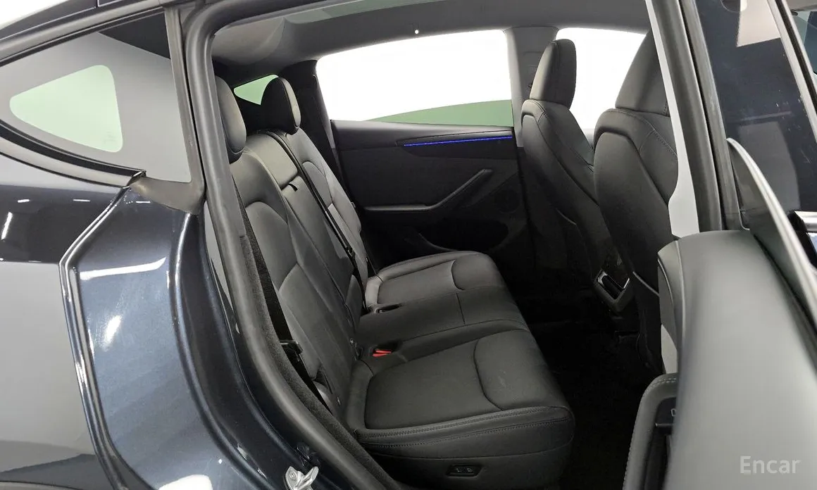 Фото 12 - Tesla Model Y