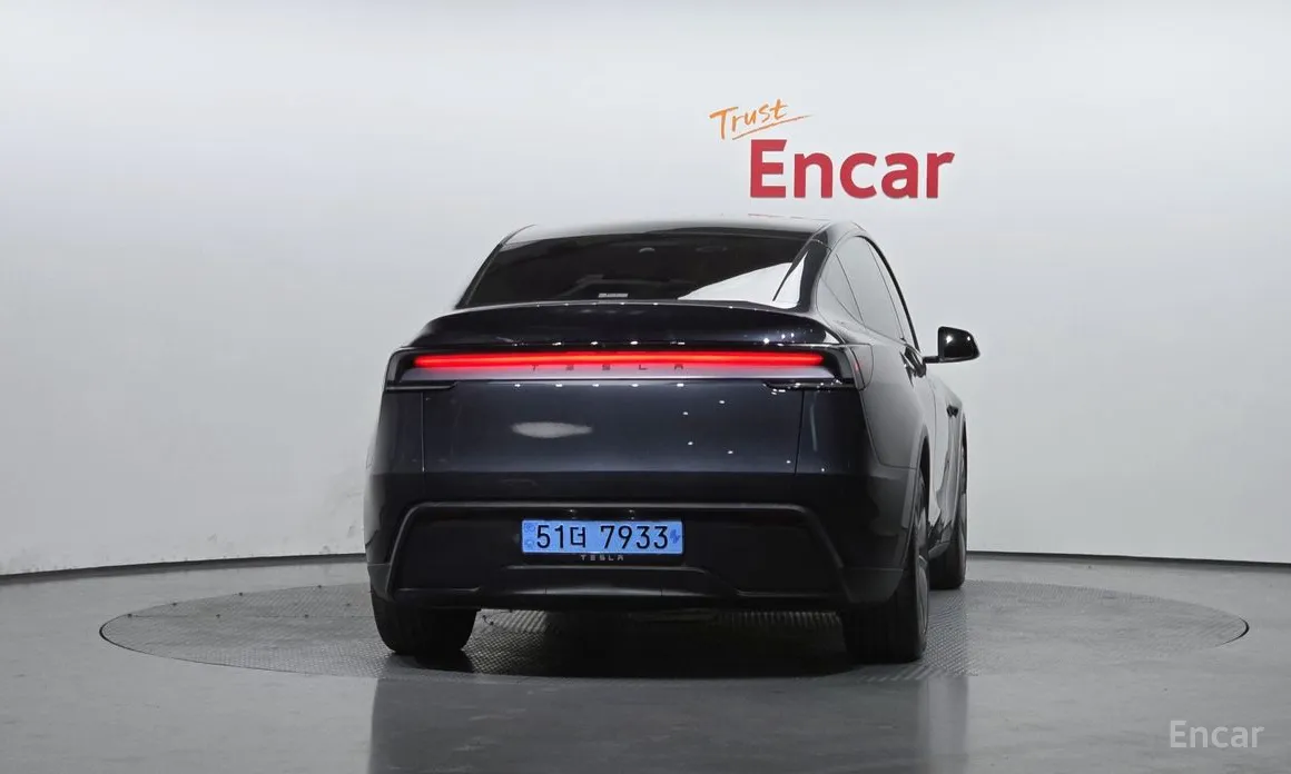 Фото 4 - Tesla Model Y