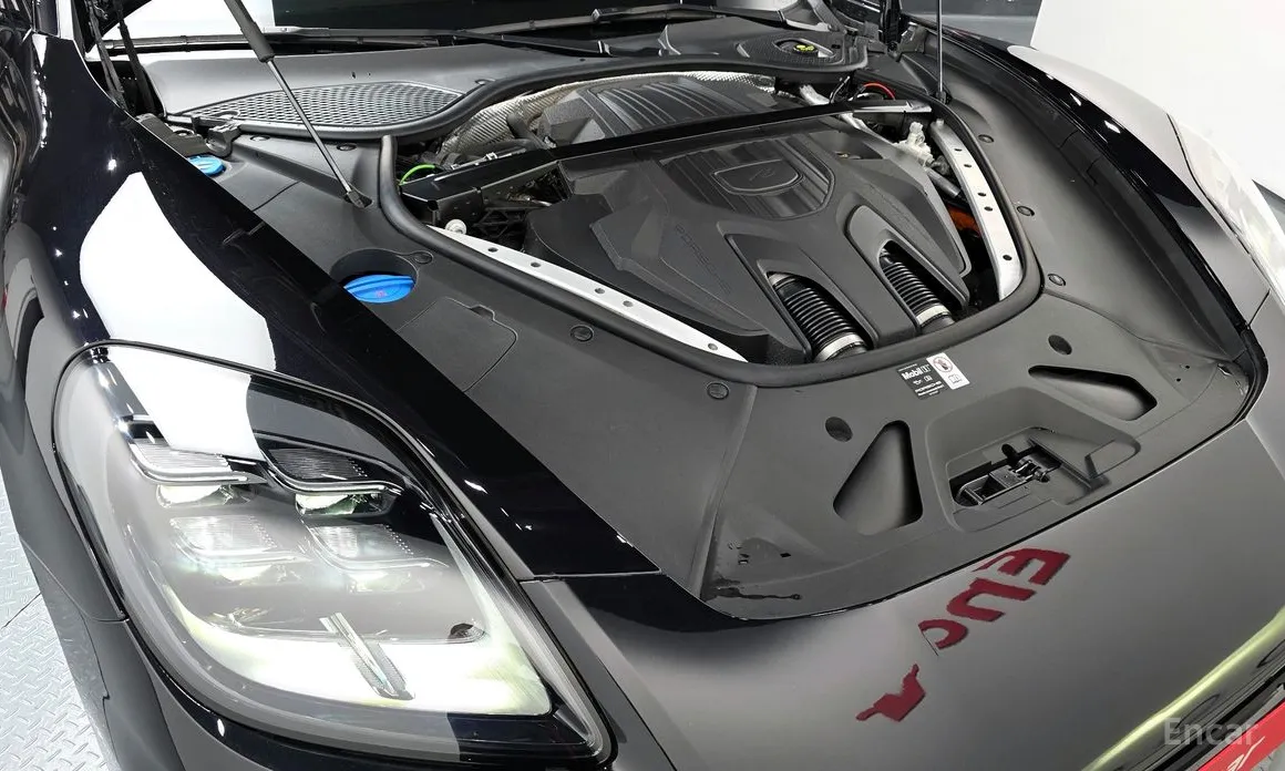 Фото 6 - Porsche Panamera