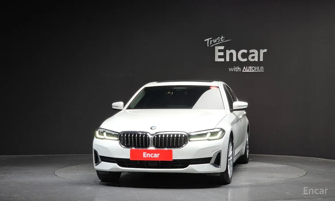 Фото 3 - BMW 5 Series