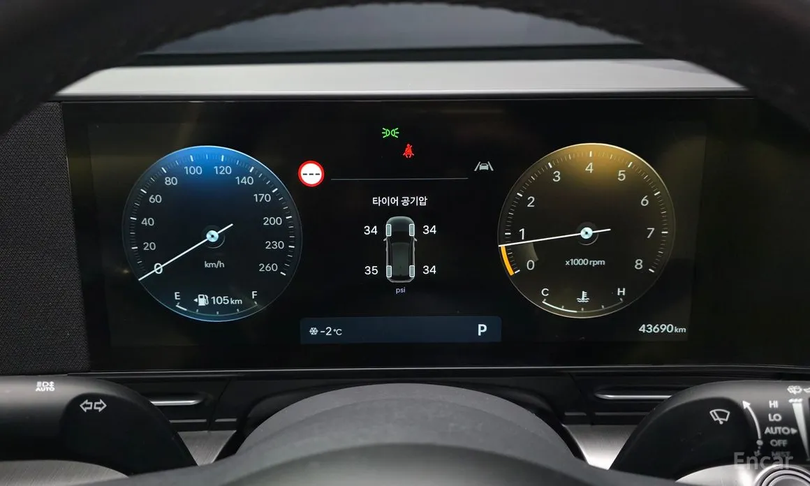 Фото 8 - Hyundai Kona