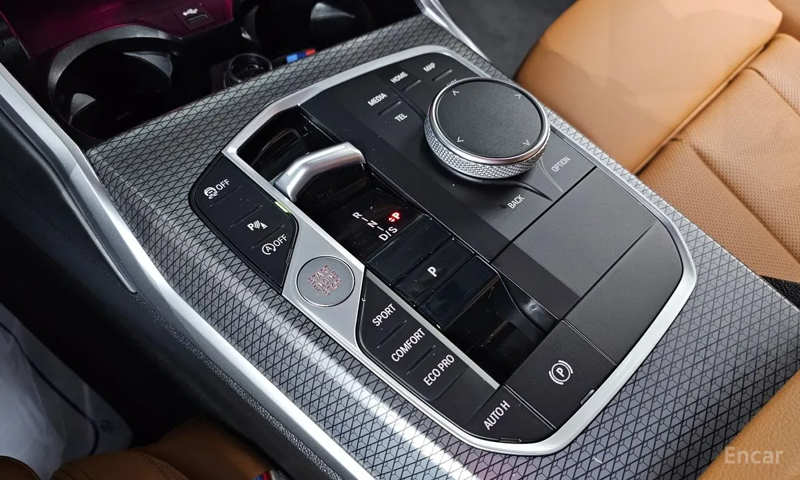 Photo 9 - BMW 3 Series