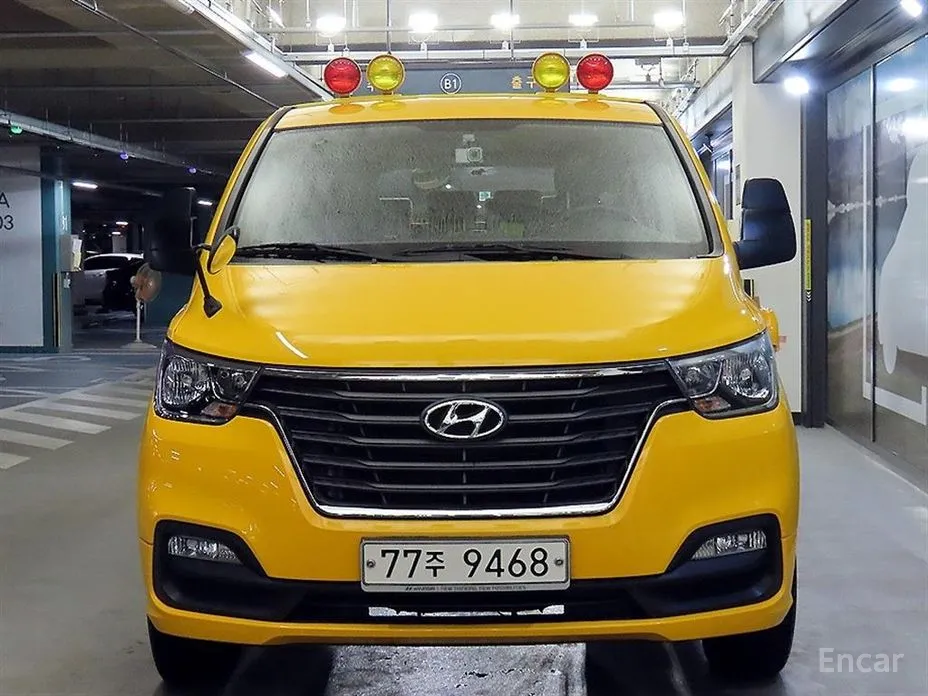 Фото 2 - Hyundai Starex