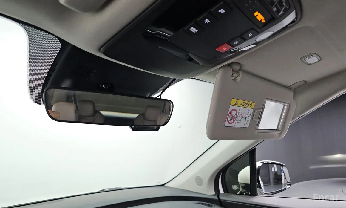 Фото 16 - Kia Carnival