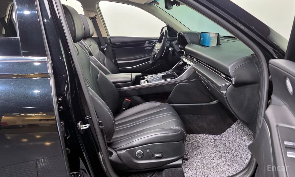 Фото 11 - Genesis GV80