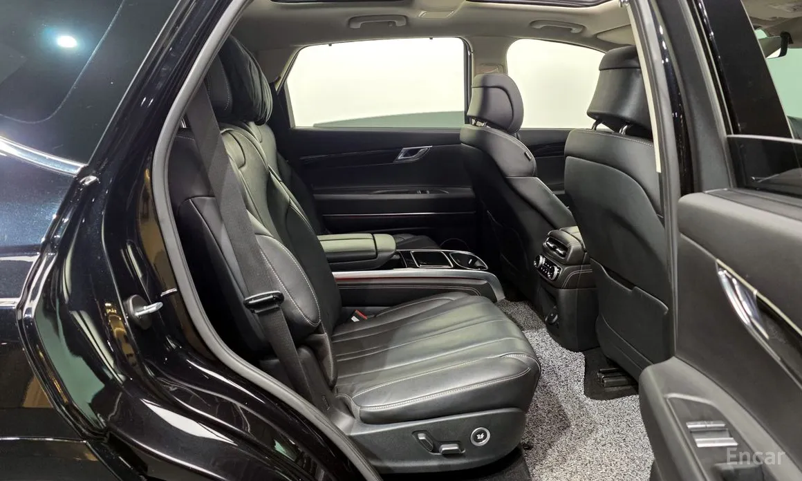 Фото 12 - Genesis GV80