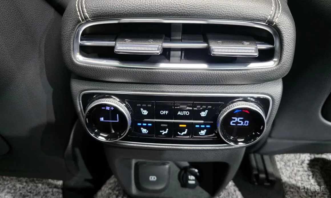 Фото 19 - Genesis GV80